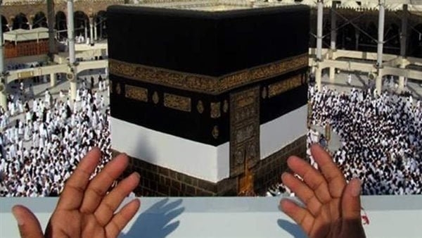 «دعاء مستجاب».. ماذا تقول عند رؤية الكعبة لأول مرة؟