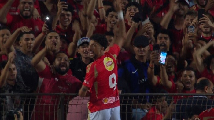 وسام أبو علي يسجل «سوبر هاتريك» للأهلي أمام فاركو في ليلة التتويج بالدوري «فيديو»