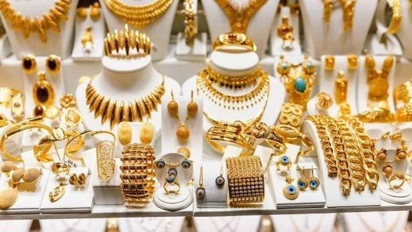 تراجع سعر الذهب في الكويت اليوم الأحد 25 مايو 2025