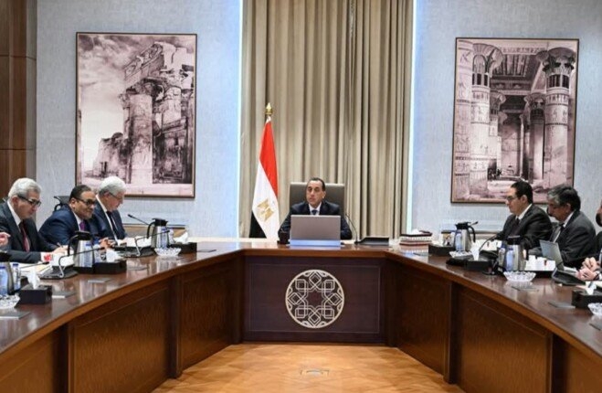 رئيس الوزراء يلتقي وفد جامعة أكسفورد