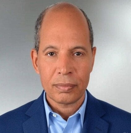نزيف العملات عبر الألعاب الإلكترونية.. الأزمة والحل