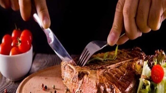 نصائح غذائية لتجنب تأثيرات الإفراط في تناول اللحوم خلال عيد الأضحى