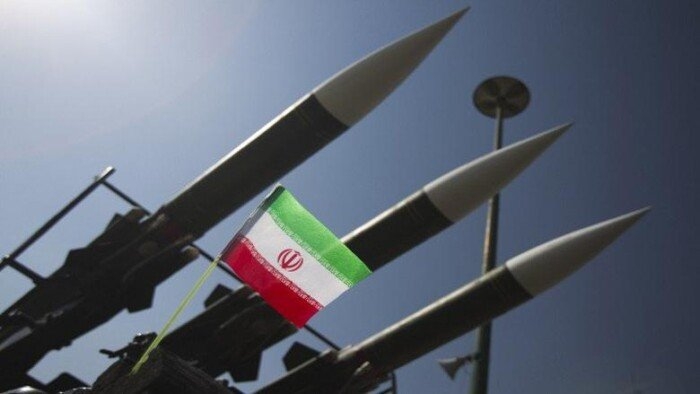مفاوضات أمريكا وإيران.. إسرائيل تترقب و طهران تعلن حالة تأهب
