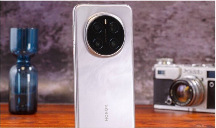 كاميرا خرافية وتصميم مذهل.. مواصفات وسعر هاتف HONOR Magic7 Pro