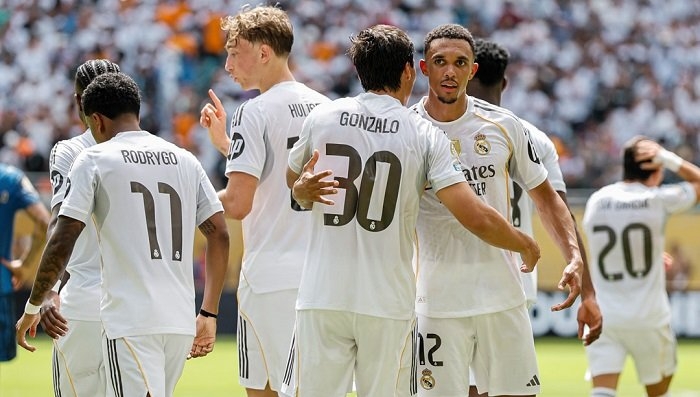 ريال مدريد ضد باتشوكا.. الملكي يبحث عن فوزه الأول في المونديال الليلة