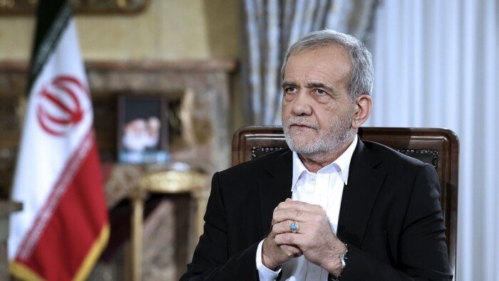 الرئيس الإيراني: انتظروا الرد الساحق.. إسرائيل ستندم على فعلتها
