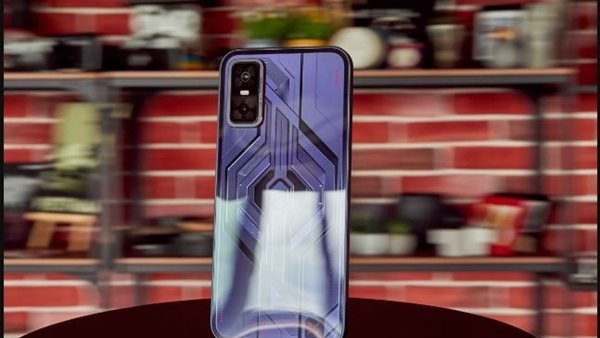 بطارية 9900 مللي أمبير.. إنفينيكس تطلق هاتفها الجديد Infinix Galaxy Blade