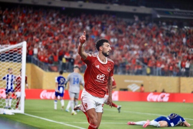 تعرف على راتب وسام أبو علي الضخم مع كولومبوس كرو الأمريكي