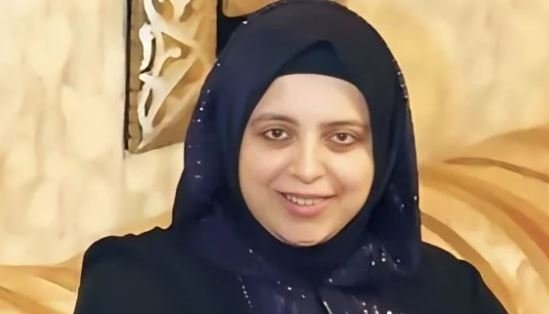 «عبير الشرقاوي»: أربي ابني وأسمع القرآن ووالدي لم ينل حظه من التكريم