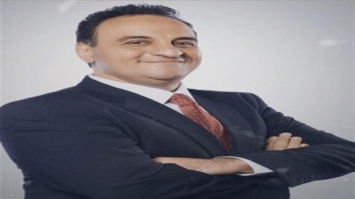 موعد ومكان عزاء والدة الفنان هشام إسماعيل