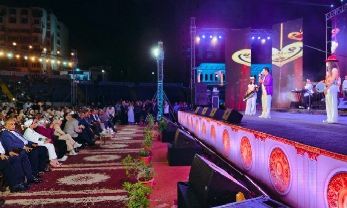 إيهاب توفيق يشعل أجواء استاد الإسكندرية في افتتاح مهرجان «صيف الأوبرا 2025»