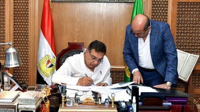 محافظ الدقهلية يعتمد تنسيق القبول بالثانوي العام بمجموع 242 درجة