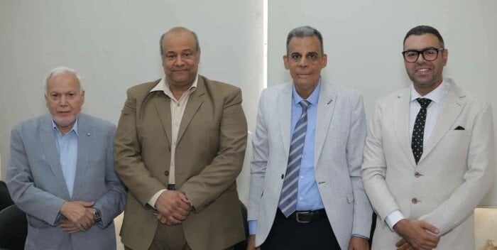 رسالة دكتوراة بطب الأزهر تناقش استخدام الموجات فوق الصوتية كمؤشر للتنبؤ بانخفاض ضغط الدم قبل التخدير الكلي في المرضى كبار السن