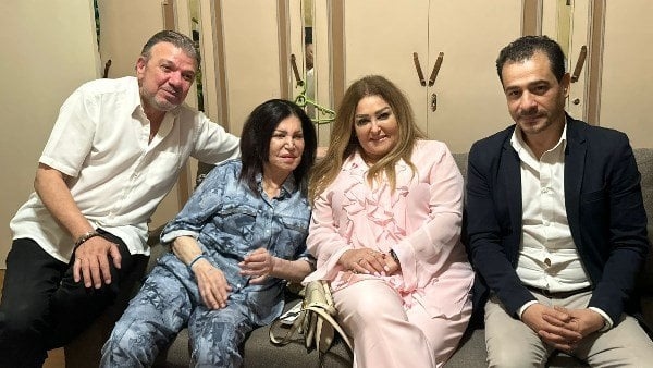 نهال عنبر تكشف تفاصيل زيارة وفد المهن التمثيلية والثقافة لـ نجوى فؤاد بعد استغاثتها