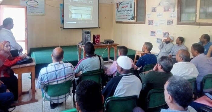 تعليم أسيوط: بدء تدريب معلمي الدراسات الاجتماعية على المناهج المطورة للمرحلة الإبتدائية