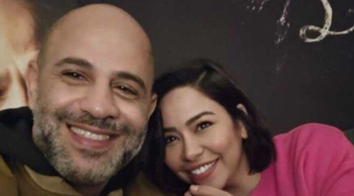 عزيز الشافعي يحتفل بتخطي أغنية «بتمنى أنساك» 100 مليون مشاهدة