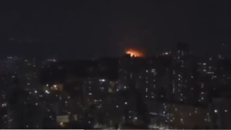 بالفيديو.. إيران تطلق دفعة جديدة من الصواريخ الباليستية باتجاه الأراضي الفلسطينية المحتلة - الدولي : البلاد