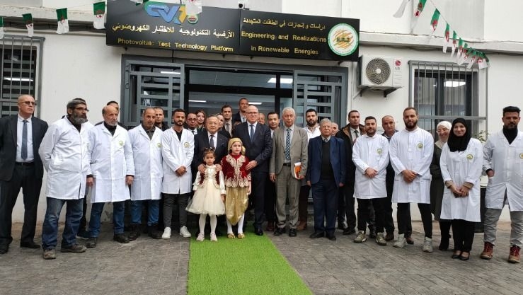 تدشين المنصات التكنولوجية المتخصصة في الطاقات المتجددة التابعة لمركز تنمية الطاقات المتجددة