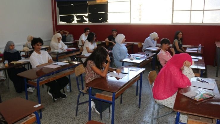 وزارة التربية: الانترنت قُطعت على مراكز إجراء الامتحان ومحيطها فقط - الوطني : البلاد