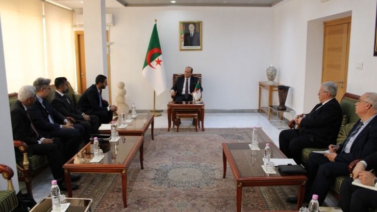 هيونداي تُصنّع في الجزائر قريبًا .. وزير الصناعة يستعرض خطة التنفيذ مع وفد عُماني - الإقتصادي : البلاد