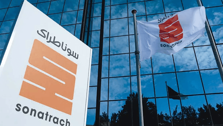 سوناطراك و"أبراج" العُمانية توقعان وثيقة تأسيس شركة مشتركة في خدمات حقول النفط