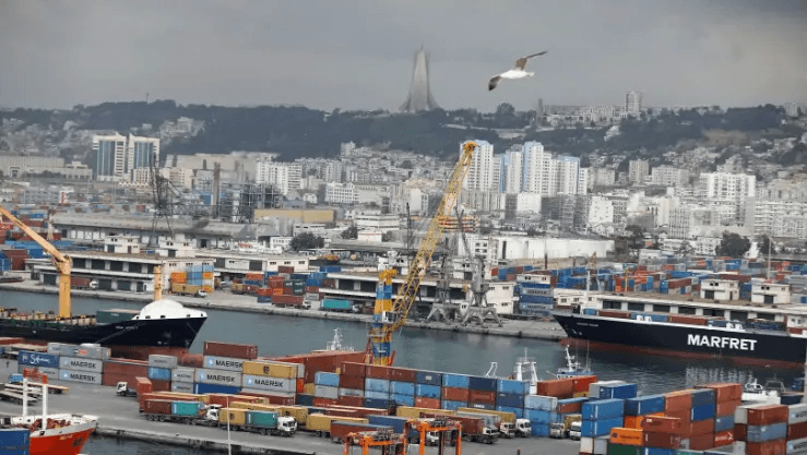 وزير التجارة الخارجية :  1 مليار دولار قيمة السيّارات المُستوردة في 2024 بزيادة 50% عن سابقتها - الإقتصادي : البلاد