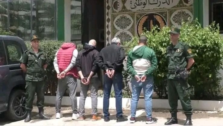 الدرك الوطني يطيح بعصابة مُختصة في المضاربة غير المشروعة بسيارات " فيات دوبلو بانوراما" - الوطني : البلاد