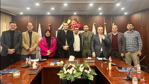 الغرفة التجارية بالجيزة تعقد ندوة حول الإجراءات الضريبية الخاصة بالصيدليات