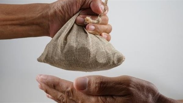 زكاة الفطر: متى تخرج وما هو آخر موعد لدفعها؟