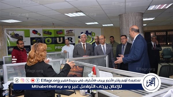 رئيس جامعة أسيوط يتفقد سير العمل داخل عددا من الوحدات الإدارية بالجامعة