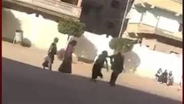 بعد اعتداء مدير مدرسة البحيرة على الطالبات.. ما هي العقوبة التأديبية والجنائية الواقعة عليه؟