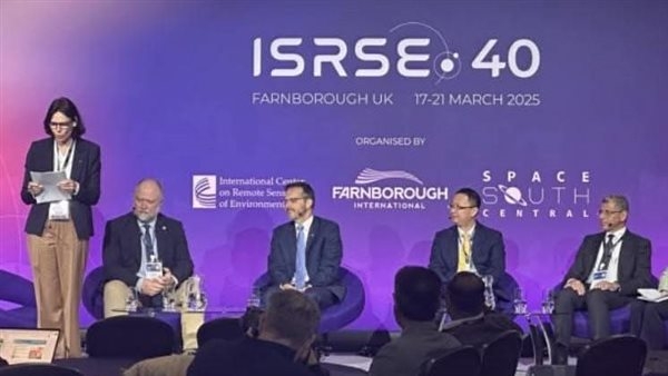 الرئيس التنفيذي لوكالة الفضاء المصرية يشارك في المؤتمر الدولي الأربعين للاستشعار عن بعد للبيئة (ISRSE-40)