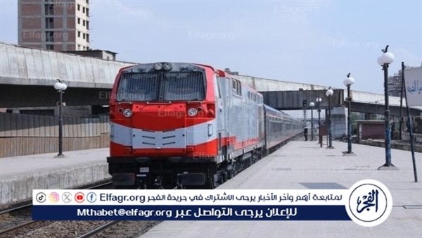 عقوبات صارمة أقرها القانون لمنع الركوب أعلى عربات القطارات أو بين وحداتها
