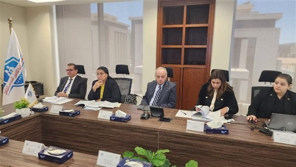 «التأمين الصحي» توافق على ضوابط وقواعد عمل منافذ خدمات المستفيدين بكافة محافظات التشغيل