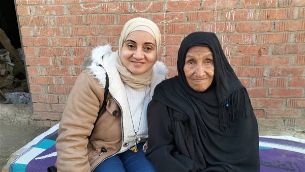 وفاة الحاجة زبيدة رمز محو الأمية في مصر