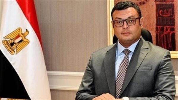 وزير الإسكان يعلن إطلاق التيار الكهربي في مشروع تطوير "التجلي الأعظم"