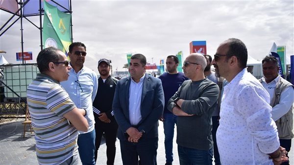 مسئولو "الإسكان" يتفقدون كومبوند مزارين والشواطيء والمدينة التراثية بالعلمين الجديدة