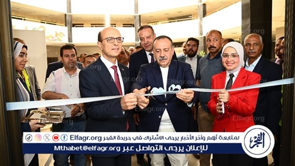 محافظ أسيوط ورئيس الجامعة يفتتحان المعرض الفني لطلاب كلية التربية النوعية