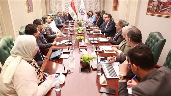 'عبدالغفار' يستقبل وفد مجموعة برجيل الطبية لبحث سبل التعاون المشترك بالقطاع الصحي