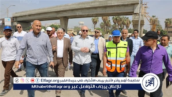 محافظ بني سويف يوجه بسرعة نقل خط الغاز بموقع كوبري الشاملة (صور)