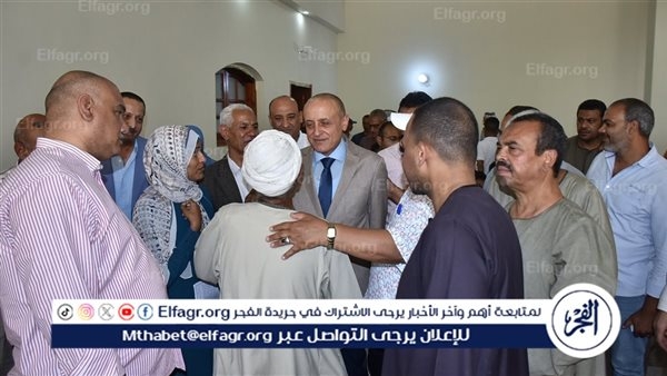 محافظ الأقصر.. يتفقد منطقه المنشاة العمارى ويتابع مشروعات البنية التحتية بثلاثة نجوع