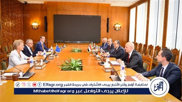 وزير الخارجية يستقبل المفوض الأوروبي للشراكات الدولية