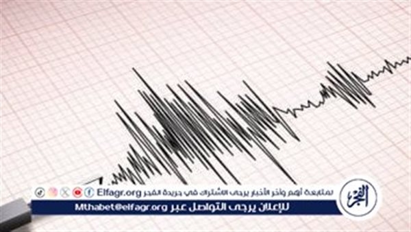 بعد هزة أرضية في مصر.. تحذير من تسونامي يضرب اليونان