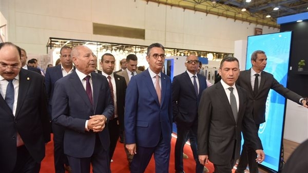 وزير التموين ومحافظ القاهرة يفتتحان معرض 'سيراميكا ماركت 2025' في دورته السادسة عشرة
