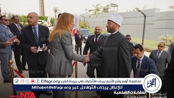 وزير الأوقاف يشارك في اختبار مقابلات برنامج المرأة تقود للتنفيذيات