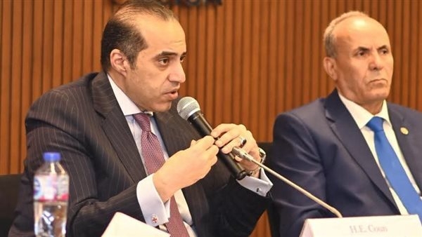 وزير الشؤون النيابية: العقود الاستثمارية التي تبرمها مصر تضمنت شروطًا لحماية التوازن الاقتصادي