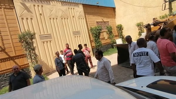 حملة مكبرة لرفع الإشغالات بشارع 135 بحي غرب شبرا الخيمة