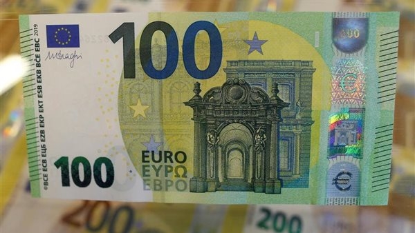 سعر اليورو أمام الجنيه بجميع البنوك في تعاملات اليوم الإثنين 9/6/2025