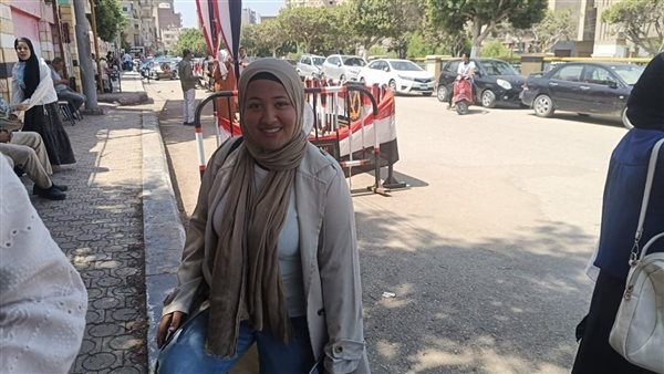 طلاب الثانوية العامة بالفيوم: "امتحان اللغة الأجنبية الثانية فى مستوى الطالب المتوسط لكن به بعض التركات الصعبة جدا