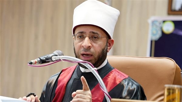 وزير الأوقاف يناقش رسالة ماجستير حول "فقه الدعوة" من الأدعية النبوية بجامعة الأزهر